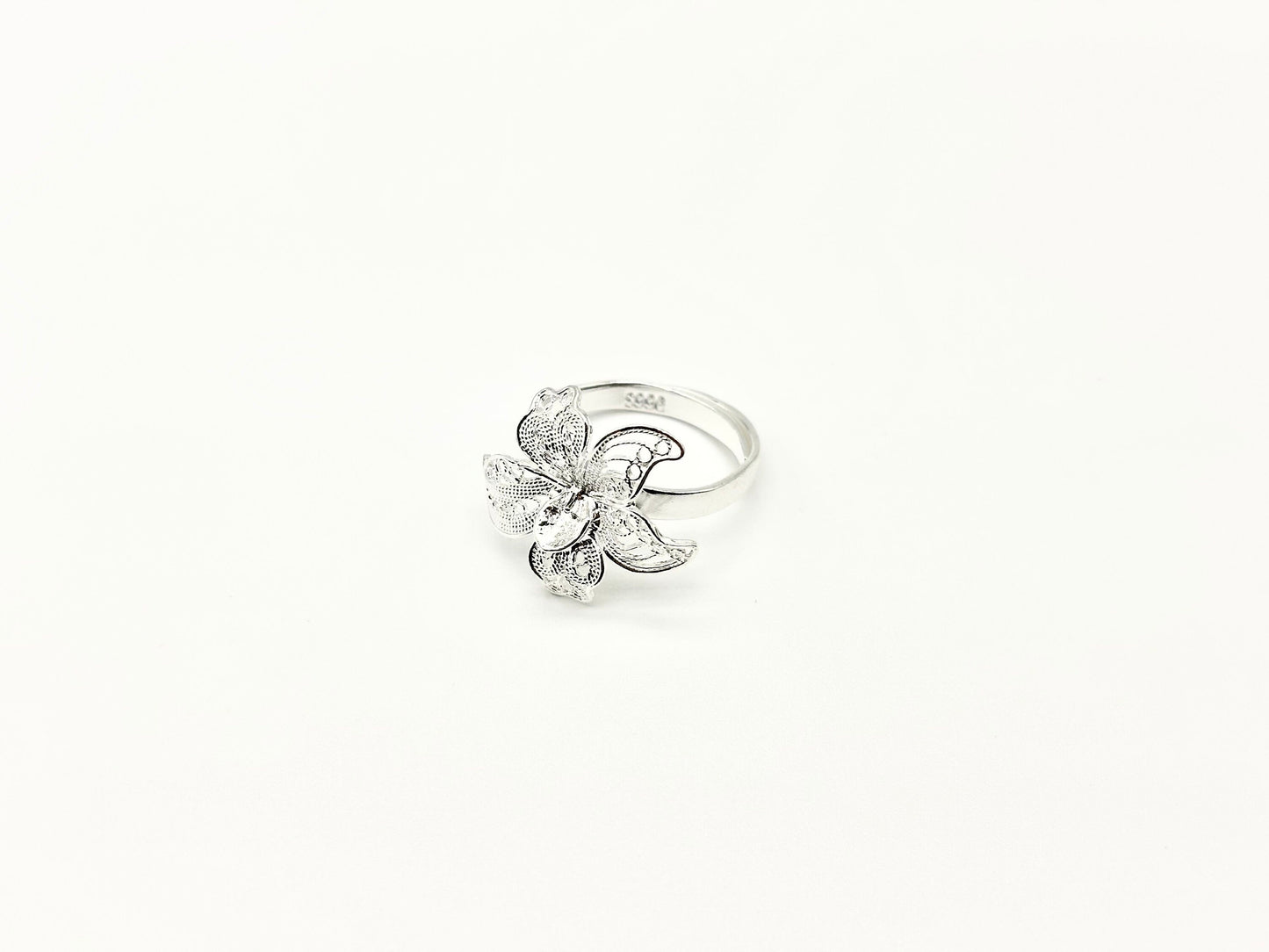 Lily Ring