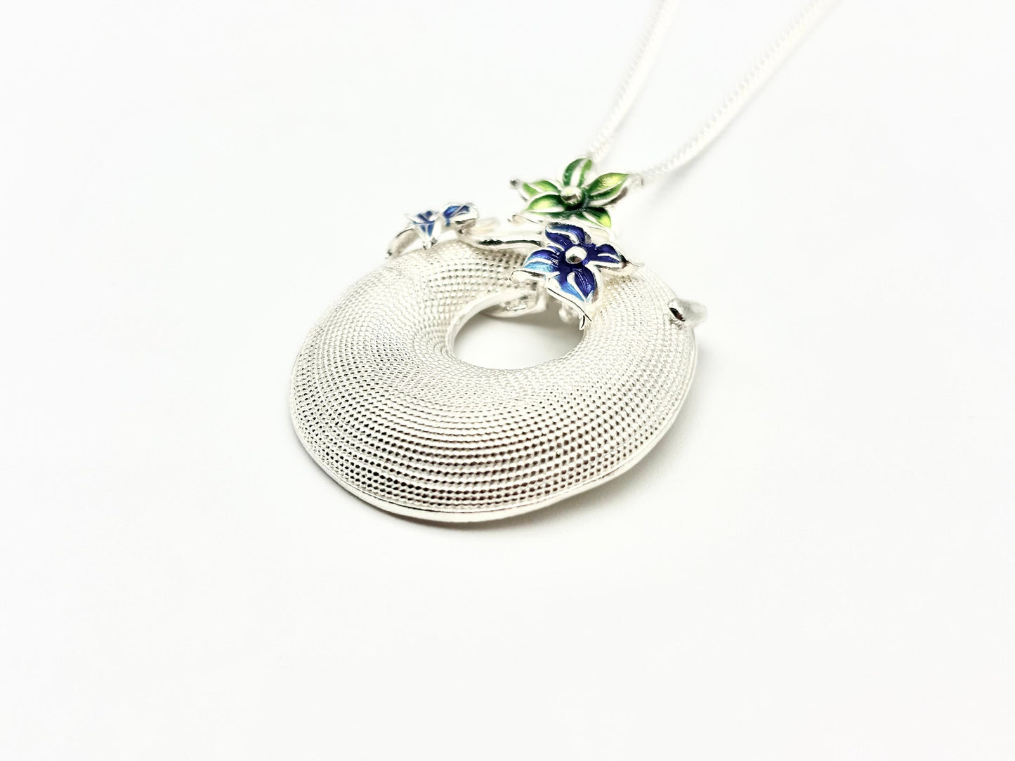 Round Flower Pendant