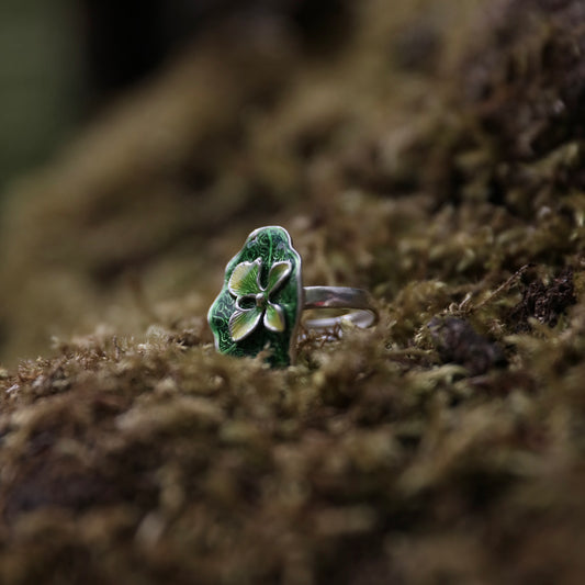 Green Lutos Leaf Ring