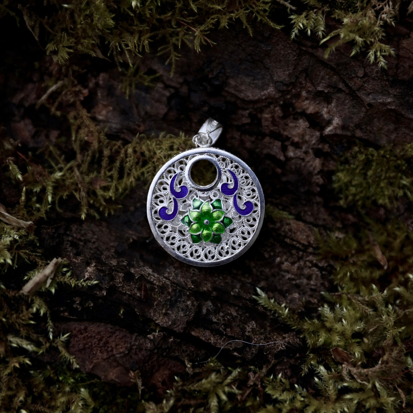 Round Hollow Flower Pendant