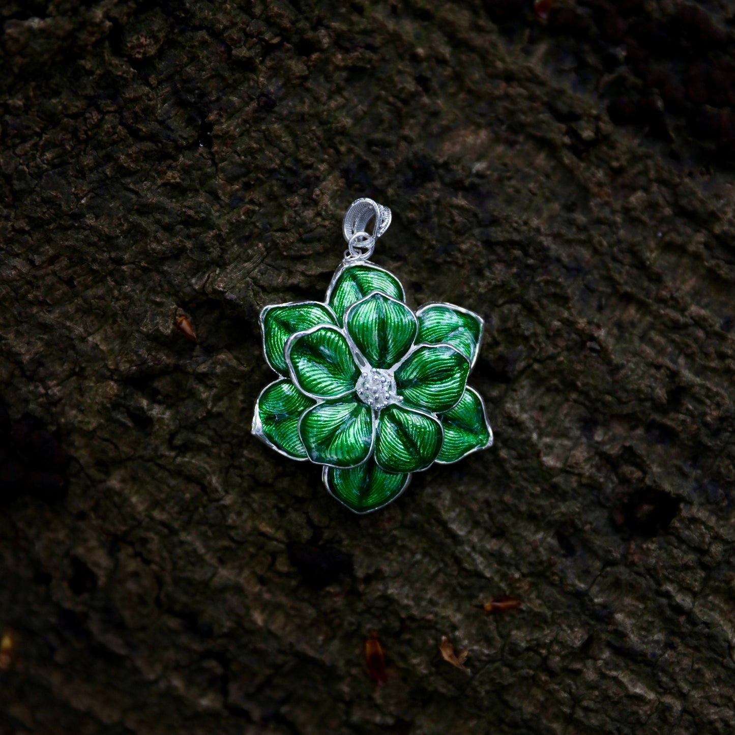 Lively Green Flower Pendant