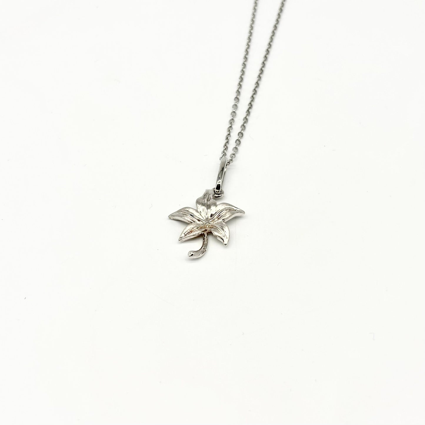 Tiny Maple Leaf Pendant Necklace